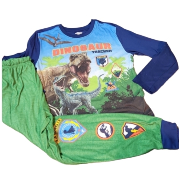 Jurassic world 10/12 pajamas - Picture 1 of 7